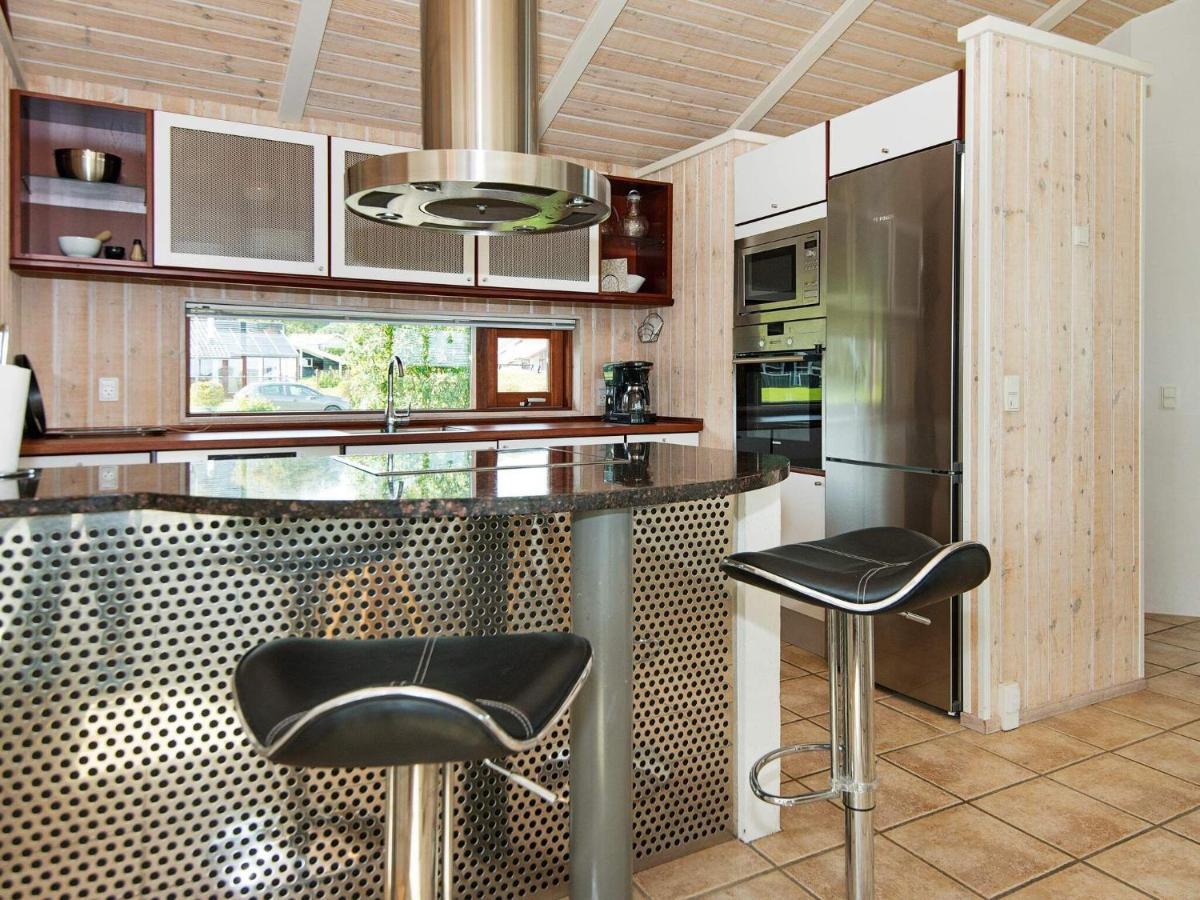 7 Person Holiday Home In Sj Lund Sjolund Exterior foto
